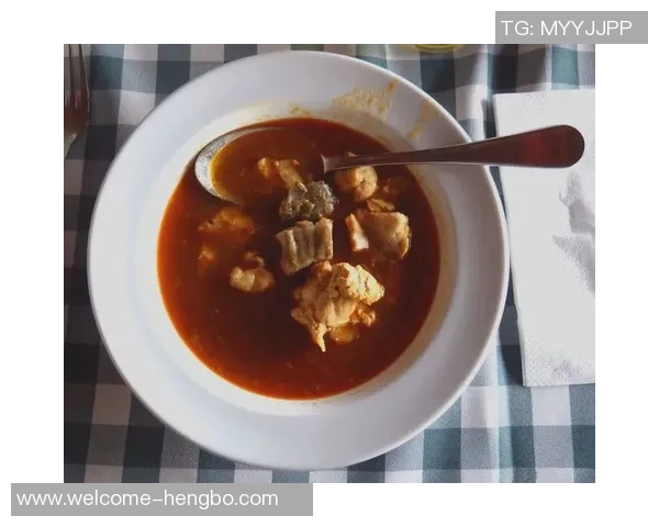 巴萨关注格伊转会动态面临利物浦皇马强劲竞争